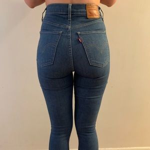 Mile High Levi Skinny Jeans